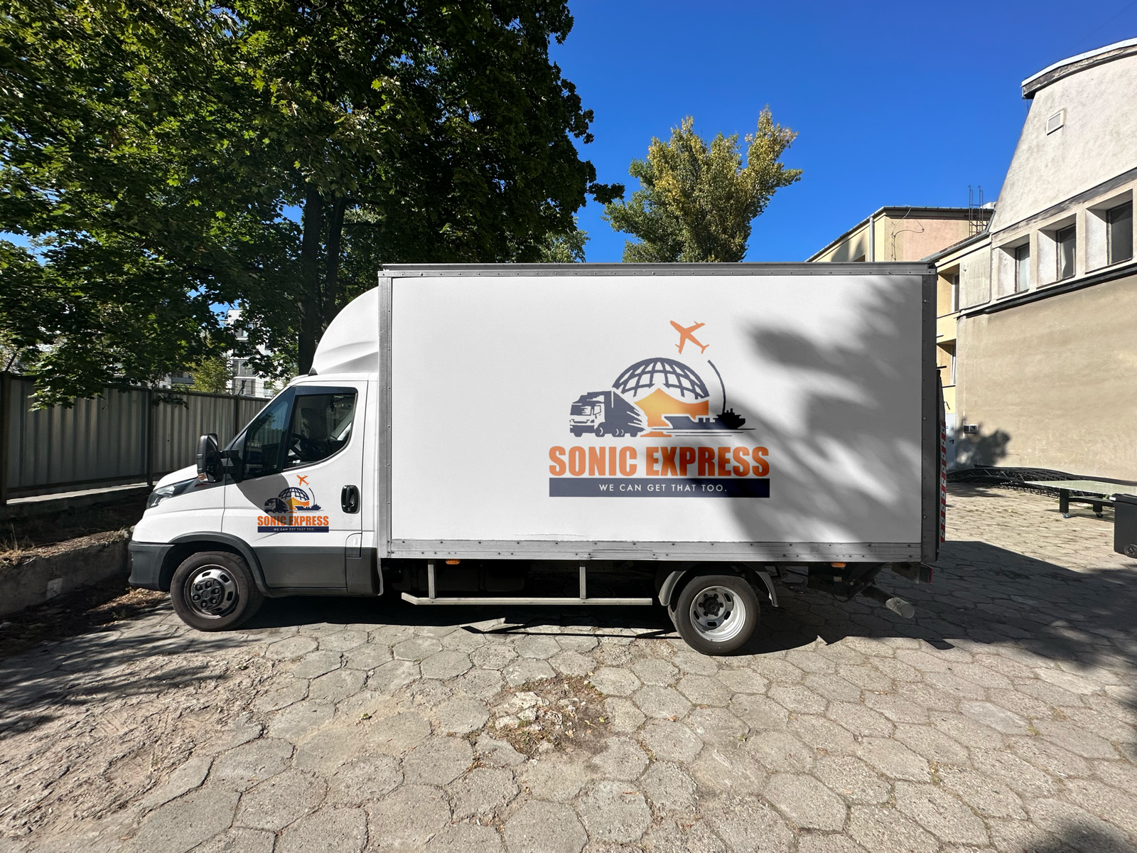Sonic Express delivery truck providing freight and cargo shipping services in The Bahamas